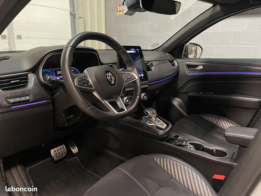 Renault arkana 1.6 e-tech 145 esprit alpine bva (image 8)