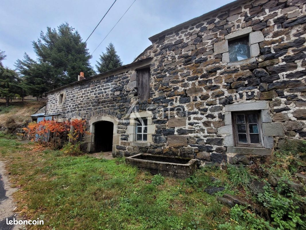 Maison 1 pièce 180 m² · à Les Vastres · 180 m² · 40 000 €