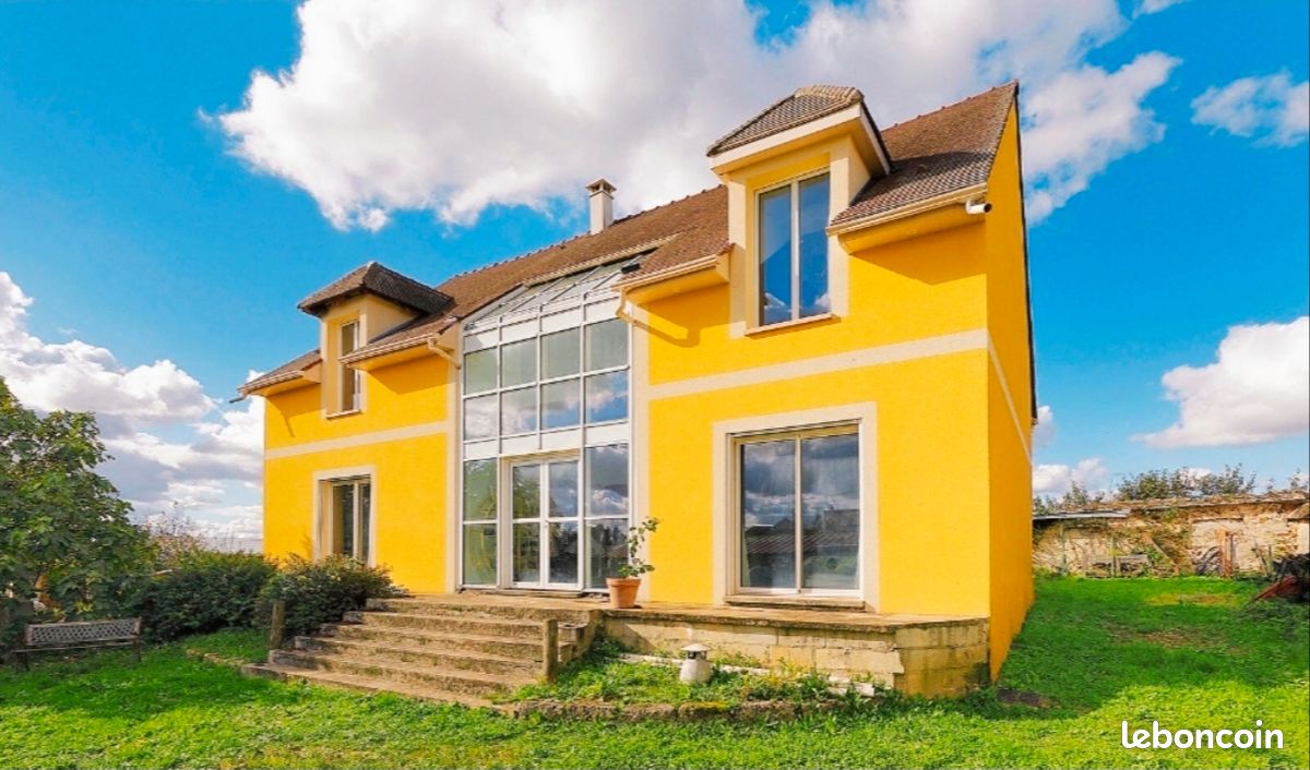 Maison 5 pièces 255 m² · à Vernou-la-Celle-sur-Seine · 255 m² · 299 000 €