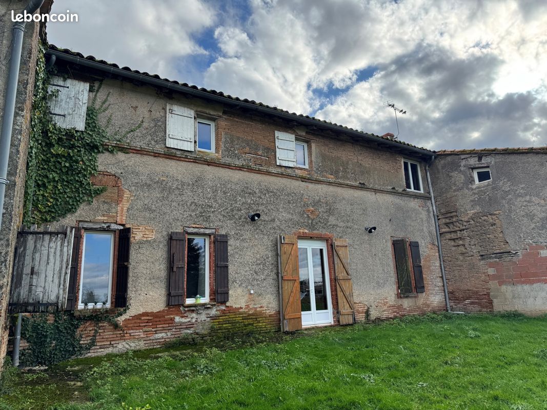 Maison 9 pièces 400 m² · à Montauban · 400 m² · 369 000 €