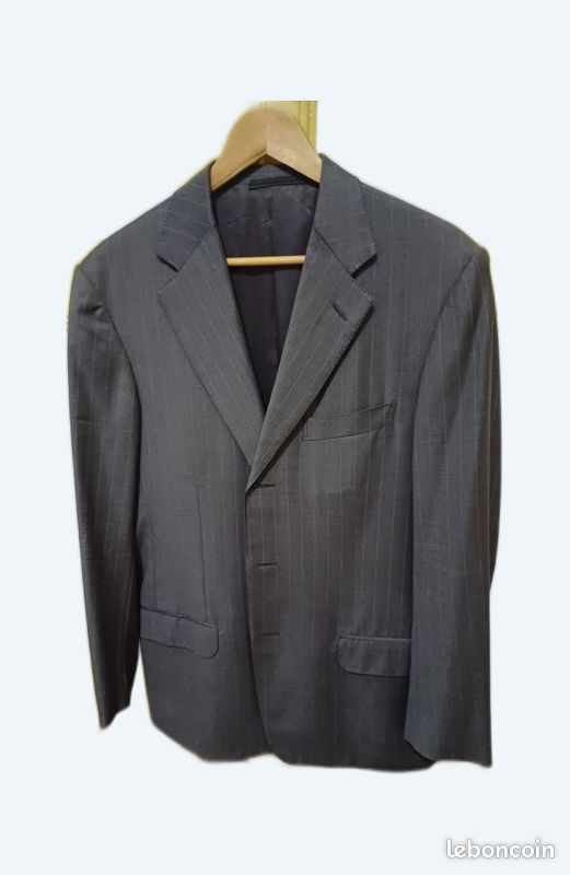 Vente de vêtements (image 1)