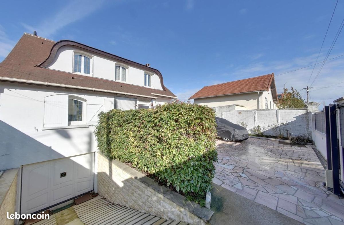 Maison 4 pièces 128 m² · à Tremblay-en-France · 128 m² · 338 000 €