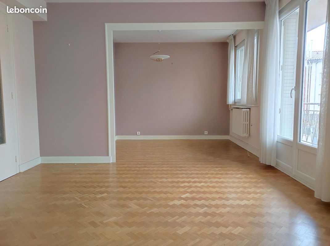 Appartement 3 pièces 68 m² · à Bourg-en-Bresse · 68 m² · 727 €