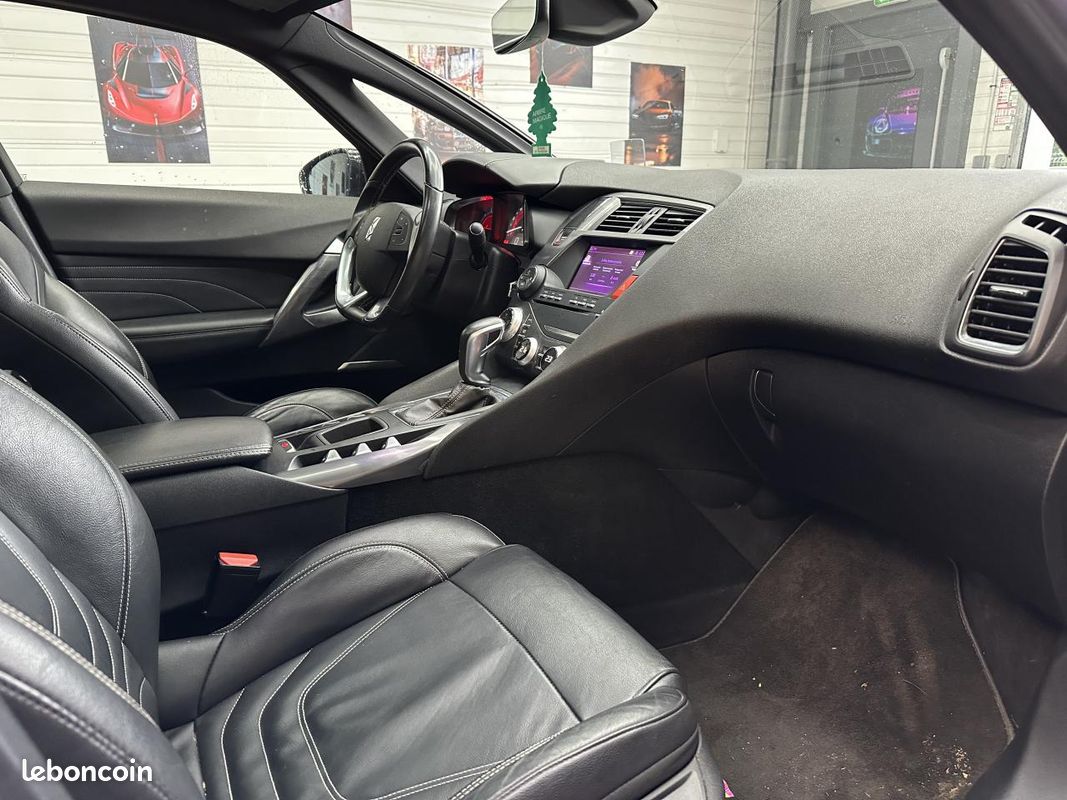 DS DS5 2.0 BlueHDi 16V 180 BV EAT6 BERLINE Sport Chic (image 28)
