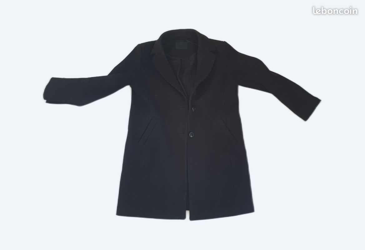 Vends Manteau femme C&A noir Taille 44 très peu porté Vêtements