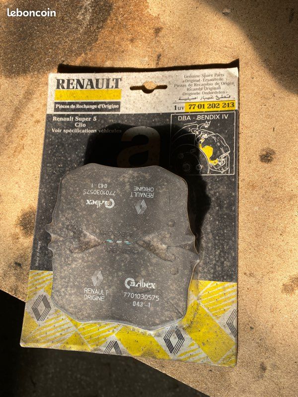 Pièce Auto Renault D'occasion - Référence 7700755830, état Fonctionnel Avec Légères Marques