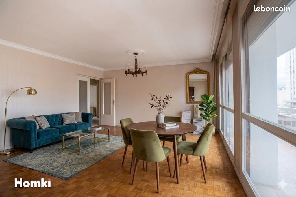 Appartement 3 pièces 81 m² · à Saint-Étienne · 81 m² · 80 000 €