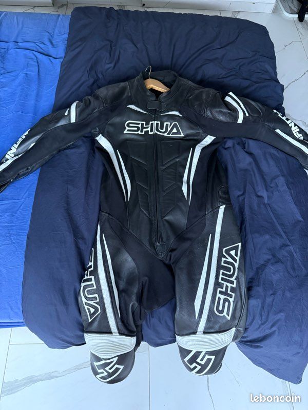 Combinaison intégrale en cuire moto (image 1)
