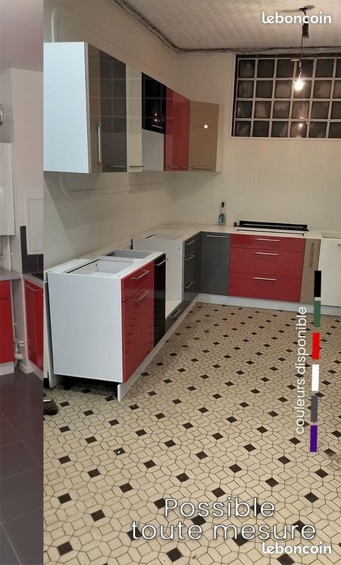 Cuisine équipée rouge pour studio (image 2)