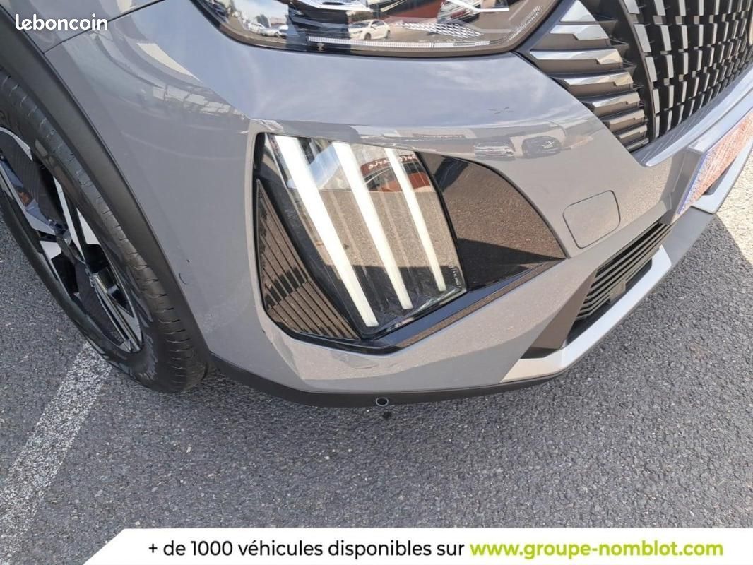 Peugeot 2008 Hybrid 145 e-DCS6 Allure (image 27)