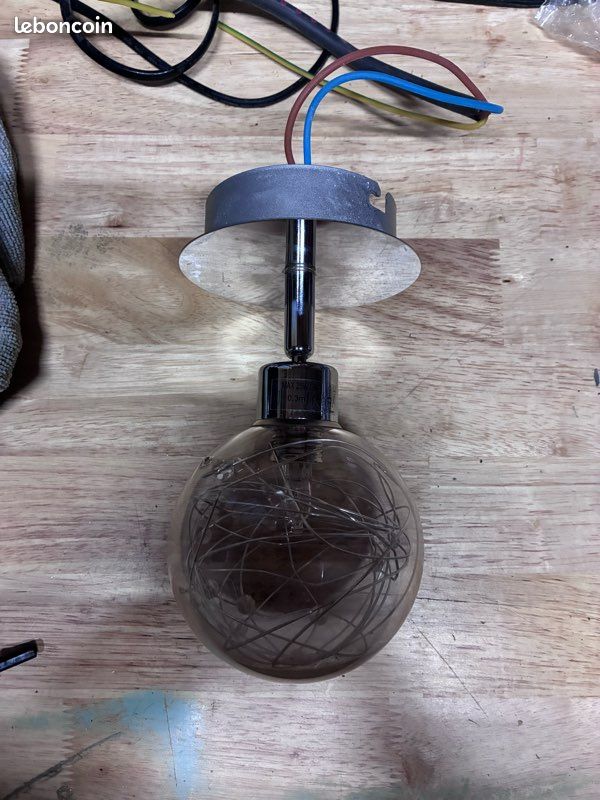 Luminaire (image 1)