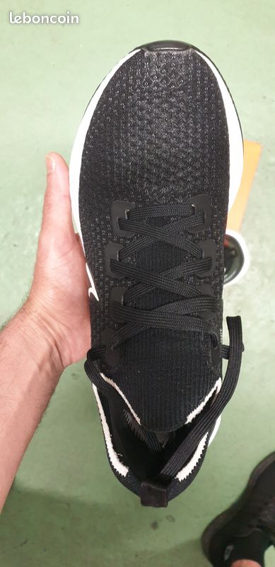 Nike React Flyknit noir/blanc – Pointure 43 (image 9)