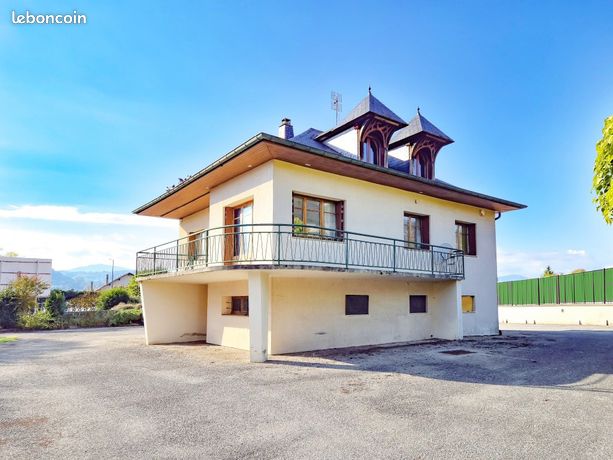 Maison 8 pièces 127 m²