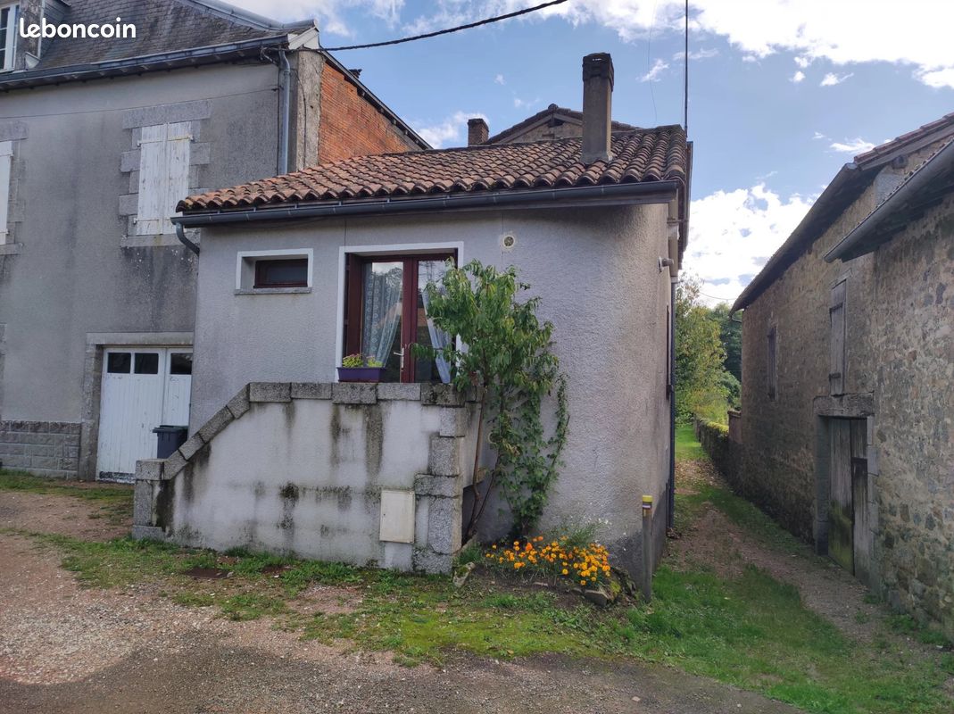 Maison 3 pièces 26 m² · à Piégut-Pluviers · 26 m² · 31 000 €