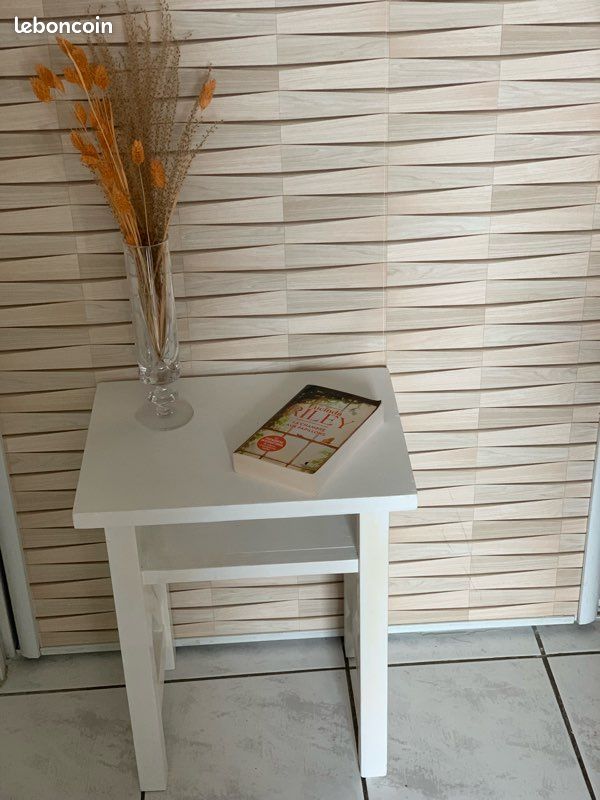 Table de chevet (image 1)