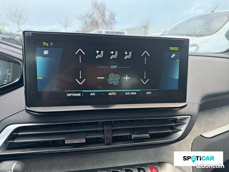 Peugeot 3008 HYBRID4 300ch GT e-EAT8 4X4 + TOIT OUVRANT + ATTELAGE + HAYON MAIN LIBRE (image 19)