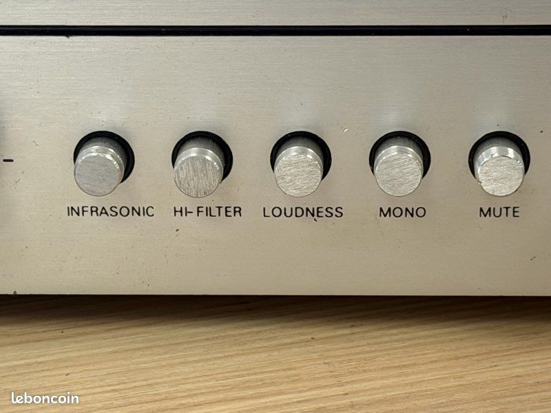 Ampli tuner vintage NAD 7030 de 1977 (image 4)
