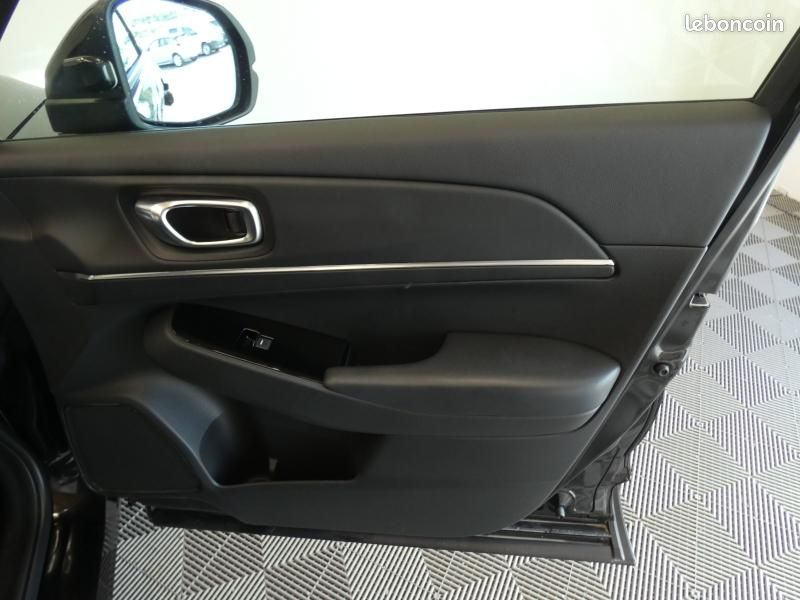 Honda HR-V 1.5 i-MMD 131ch e:HEV Advance (image 19)