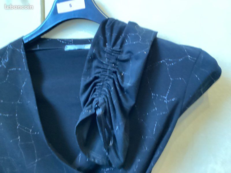Blouse noir argentée T. 36 (image 3)