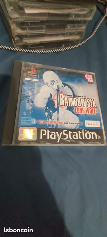 TOM CLANCY'S RAINBOW SIX LONE WOLF PS1