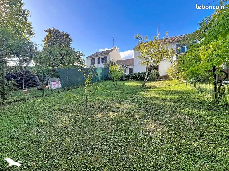 Maison 4 pièces 70 m² · à Ecquevilly · 70 m² · 241 000 €