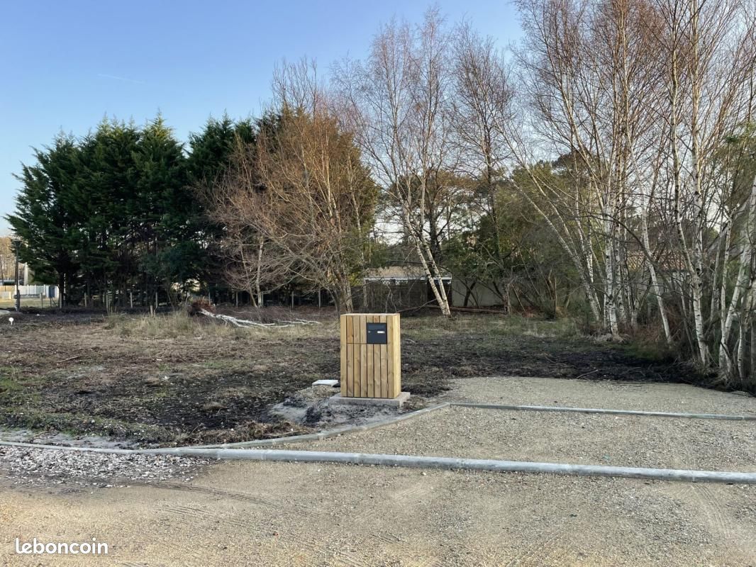 Terrain 913 m² Saint Aubin De Medoc · à Saint-Aubin-de-Médoc · 285 000 €
