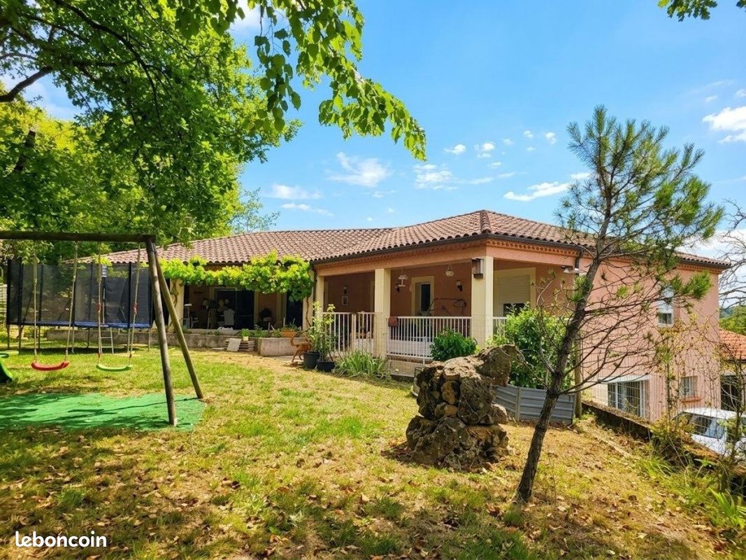 Maison 6 pièces 160 m² · à Boissières · 160 m² · 245 000 €