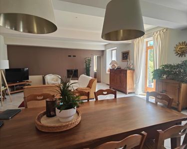 Maison 748 800 € - 198 m²