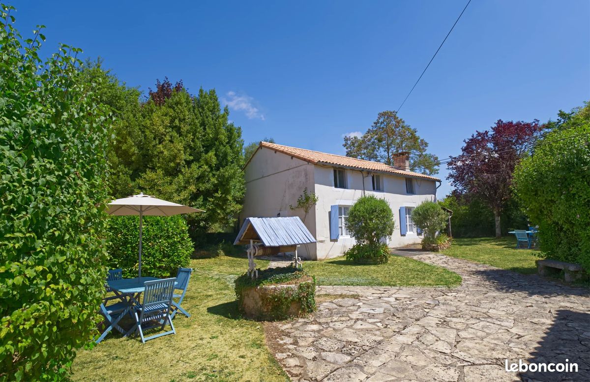 Maison 16 pièces 329 m² · à Sauzé-Entre-Bois · 329 m² · 299 600 €