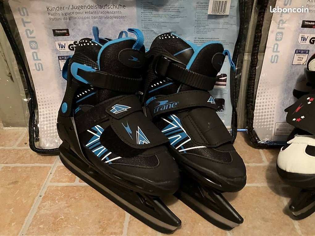 Patins à glace taille 35 (Gebraucht) in Vevey für CHF 20 – mit