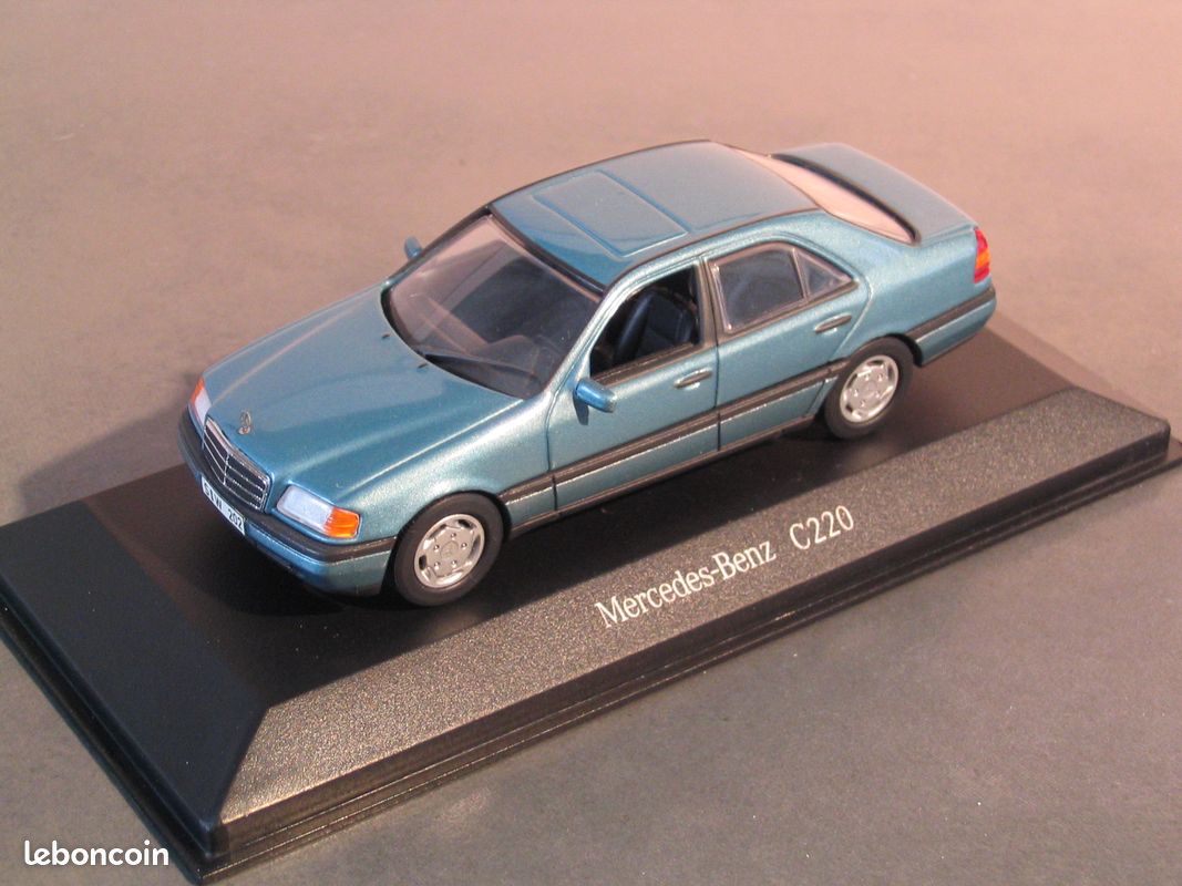 Mercedes 220 miniatures : jouets et répliques | Collect World