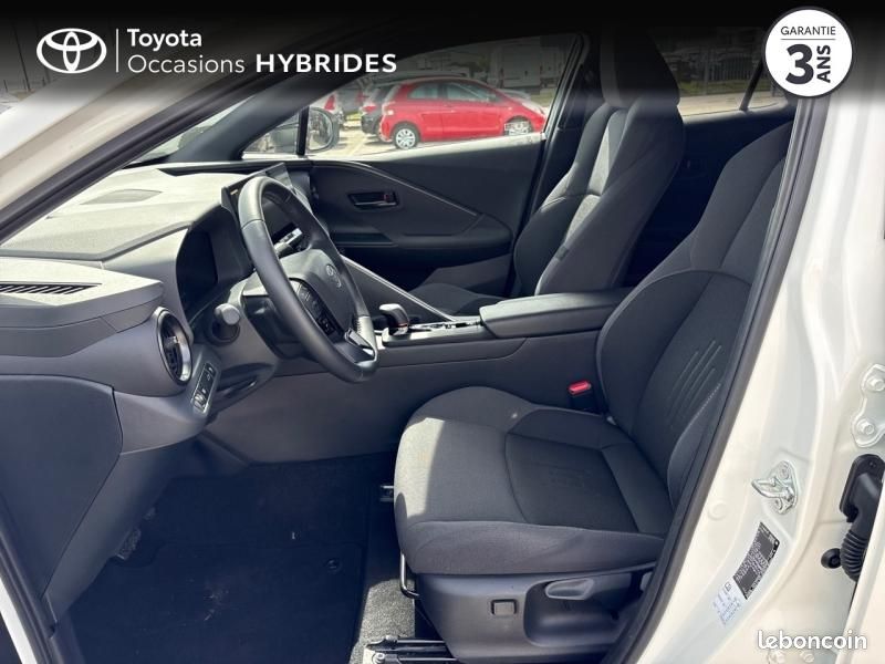 Toyota C-HR 2.0 Hybride 200ch Design MY25 (image 11)