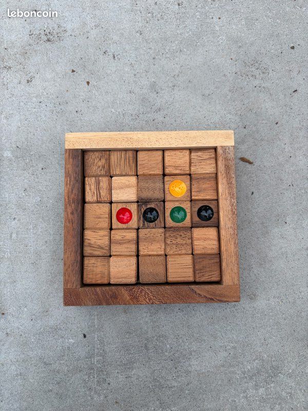 Jeu de réflexion en bois casse-tête puzzle cube (image 1)