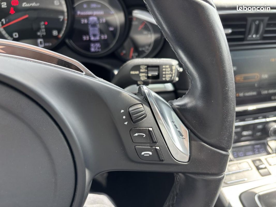 PORSCHE 911 3.8i - 520CH - 991 COUPE Turbo - TOIT OUVRANT - SIEGES ELECTRIQUE - PACK CHRONO (image 18)