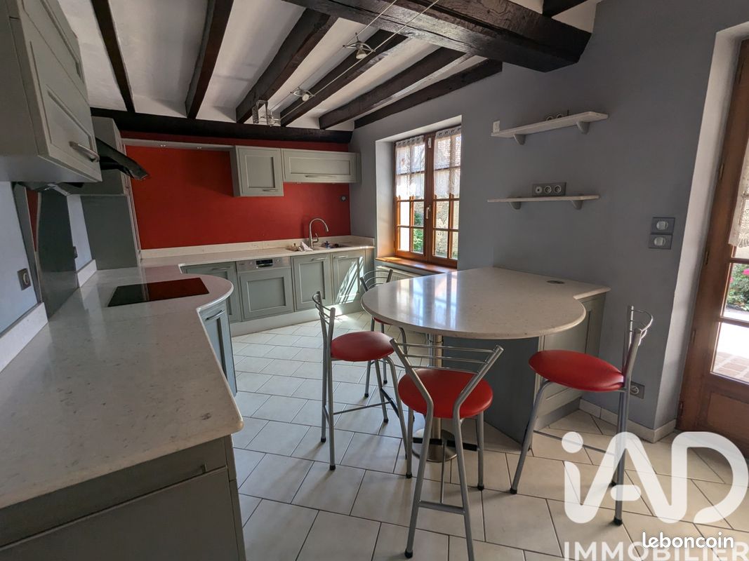 Propriété 8 pièces 200 m² (image 3)