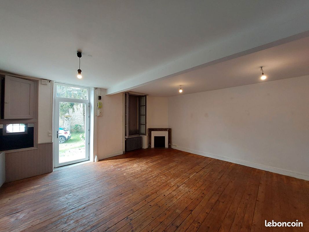 Maison 4 pièces 99 m² - La Rochénard 79270 (image principale 1)