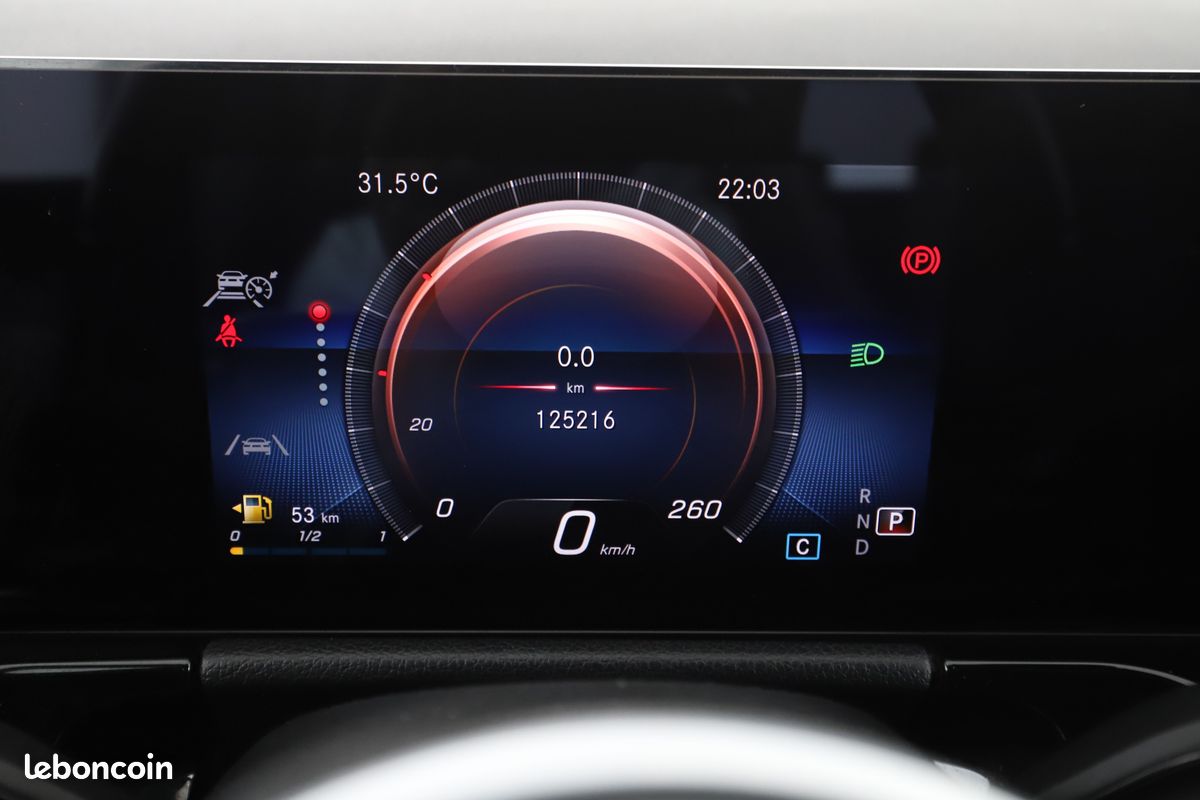 Mercedes-Benz GLA 200 d Progressive Line DCT 150 ch (image 19)