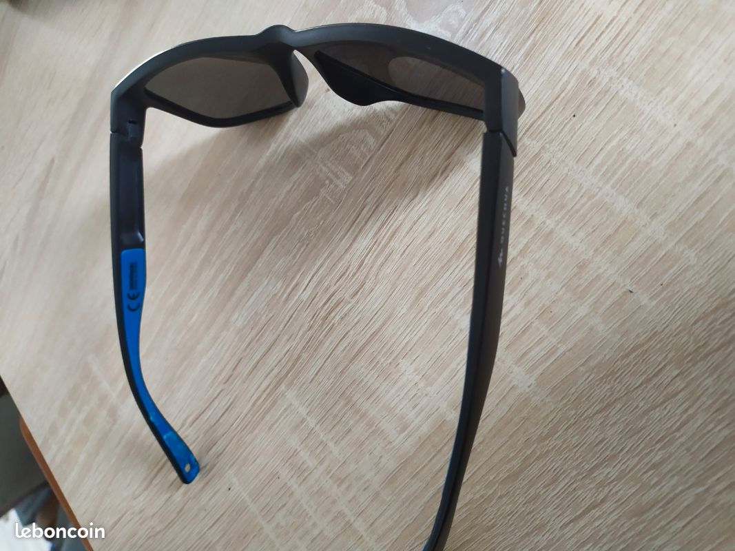 Lunette de soleil quechua Decathlon mh140 Accessoires Bagagerie