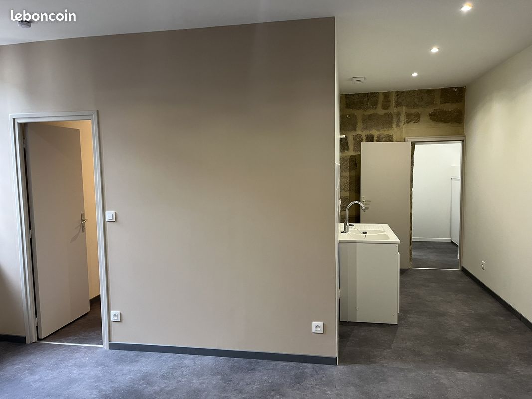 Appartement 2 pièces 44 m² · à Brive-la-Gaillarde · 44 m² · 420 €