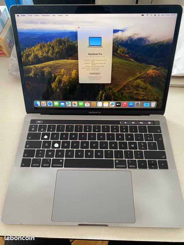 MacBook Pro 13 pouces 2019 (image 1)