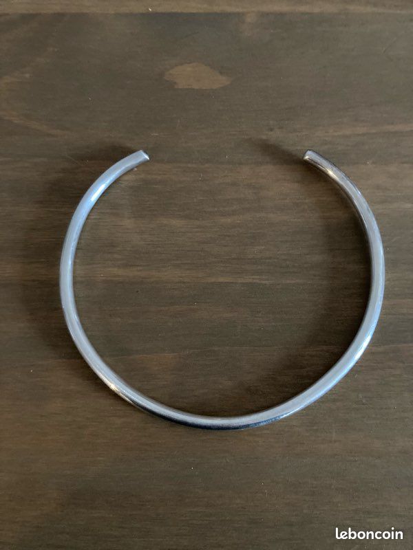 Collier jonc métal argenté Montres Bijoux