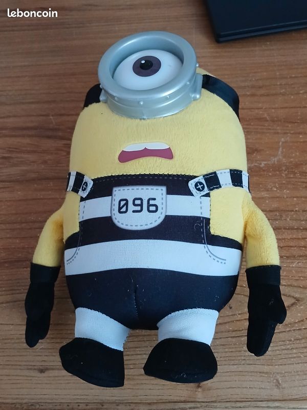 Doudou minion (image 1)