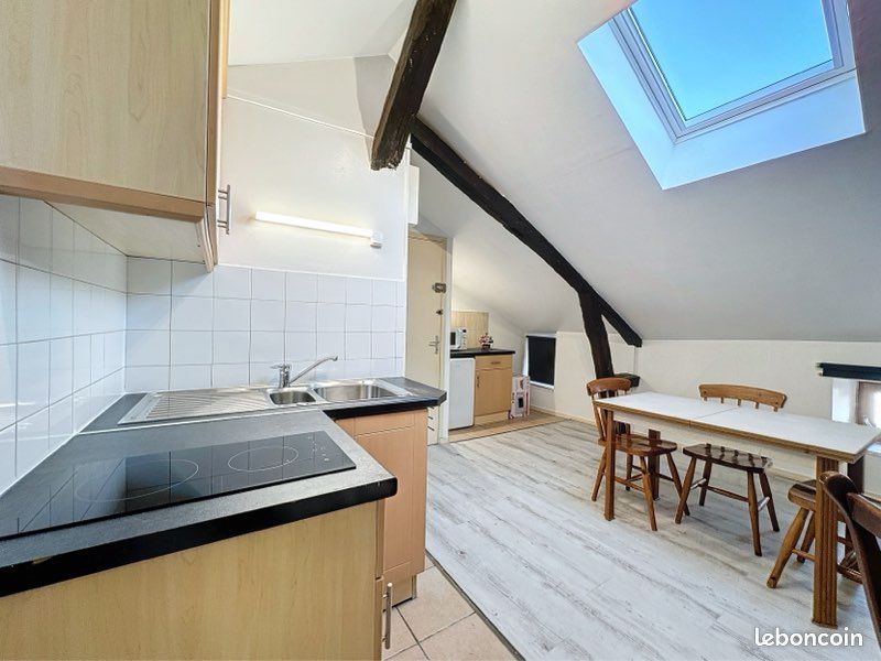 Appartement 1 pièce 33 m² · à Thiviers · 33 m² · 330 €/mois