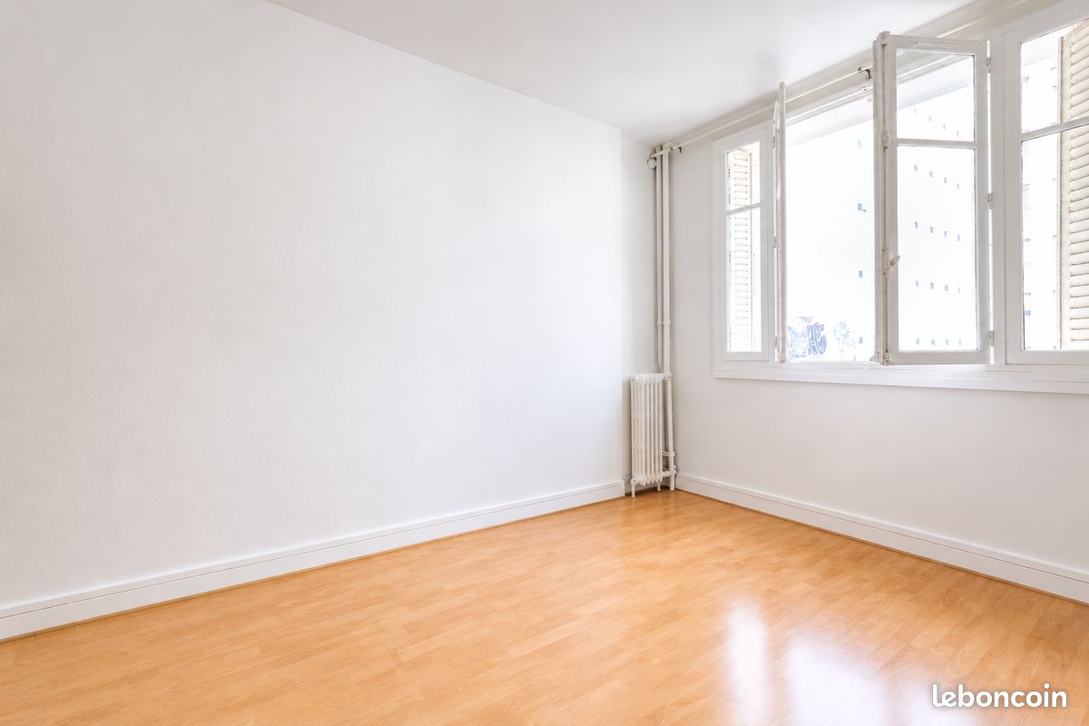 Appartement 2 pièces 27 m² · à Paris · 27 m² · 280 000 €