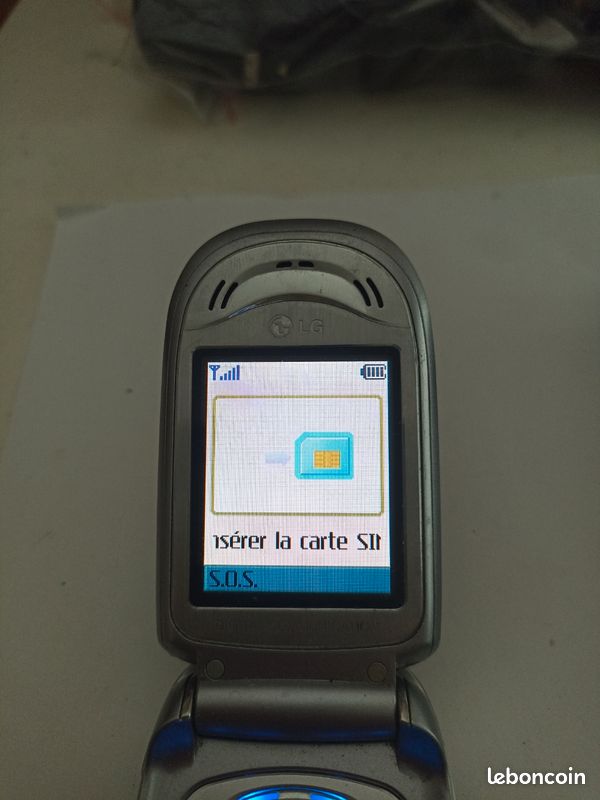 Téléphone portable LG ANCIEN (image 4)