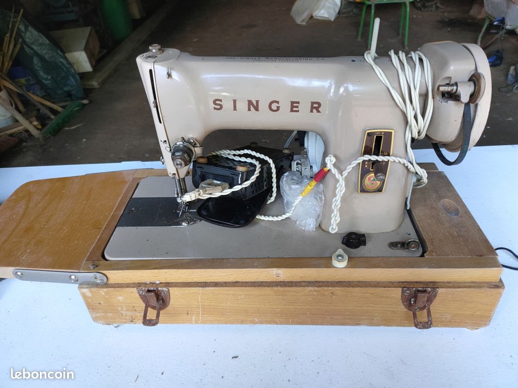 Machine à coudre (image 1)