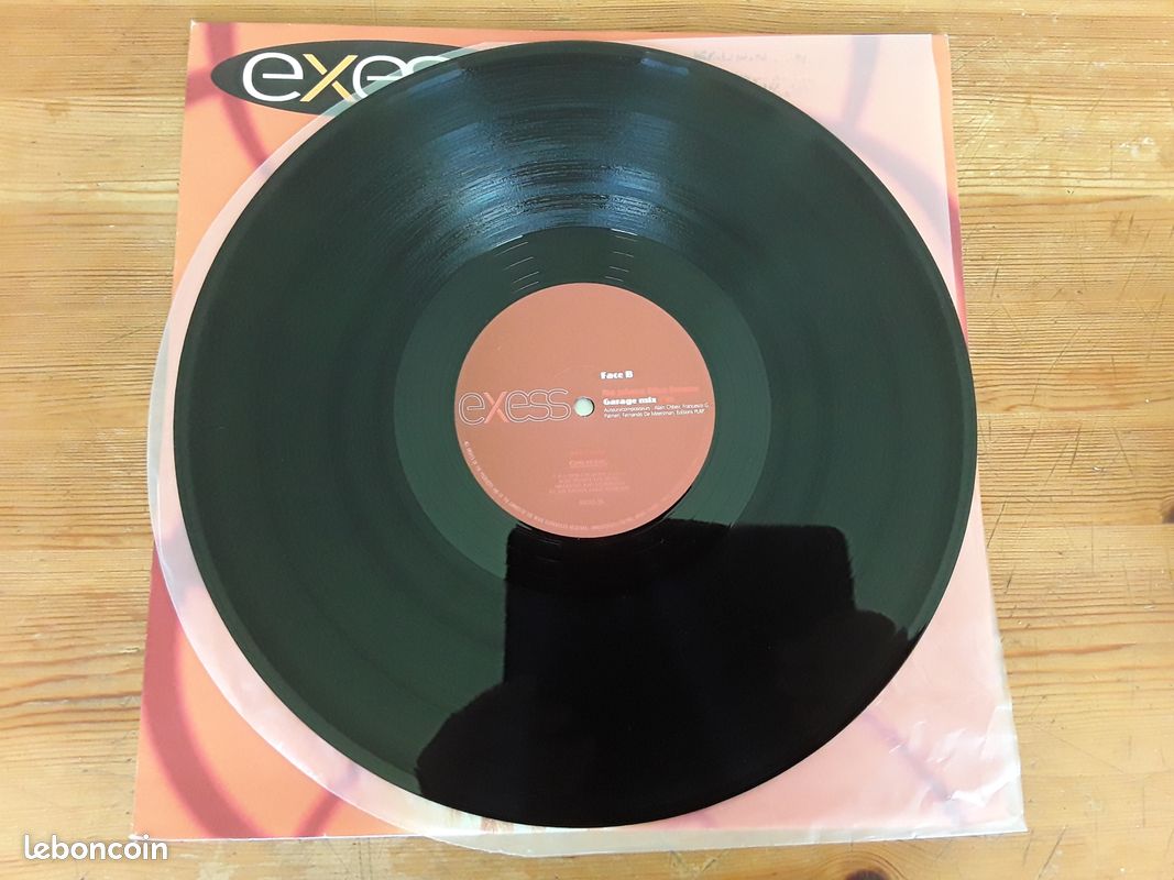 Exess ( electro ) no place like home vinyle maxi 45t original de 1998 (image 3)