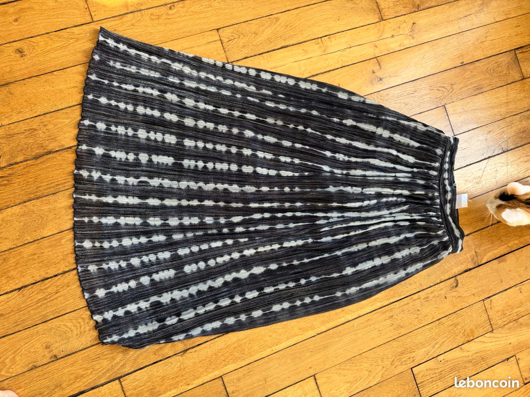 Jupe Kookai Noire Taille 40 - Longueur 36 Cm, Polyester, Fermeture éclair - Occasion Très Bon état