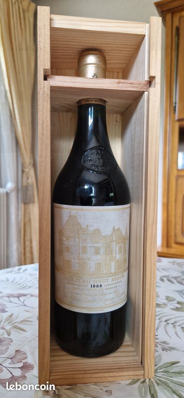 Bouteille vin rouge Bordeaux Chateau HAUT-BRION 1988 (image 2)
