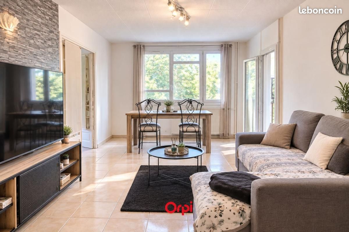 Appartement 3 pièces 71 m² · à Marseille · 71 m² · 140 000 €